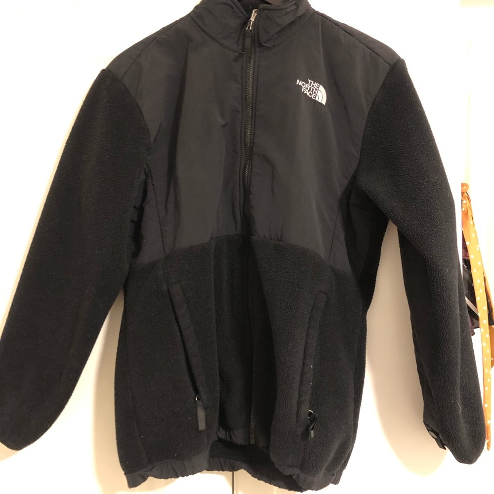 NORTH FACE FLEECE JACKET SIZE M